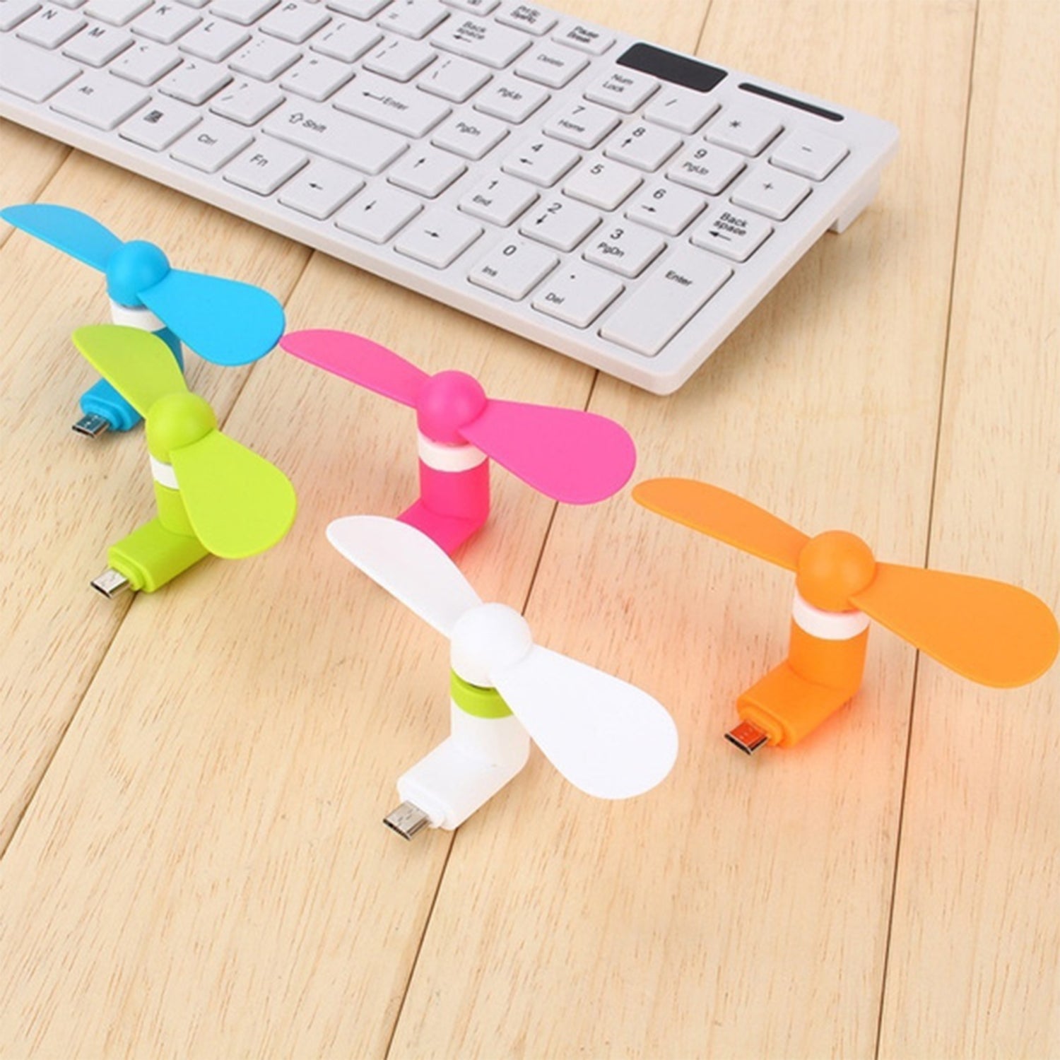 Portable mini USB fan for instant air circulation Portable mini USB fan for instant air circulation